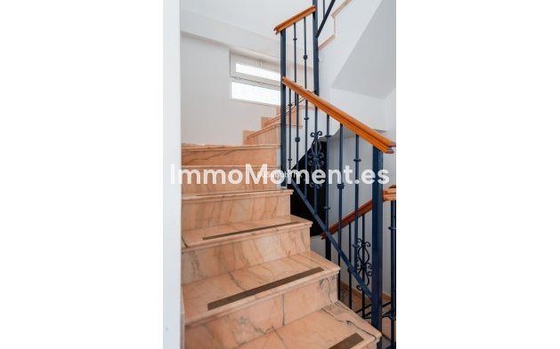 Reventa - Villa independiente - Fuengirola - Fuengirola Centro