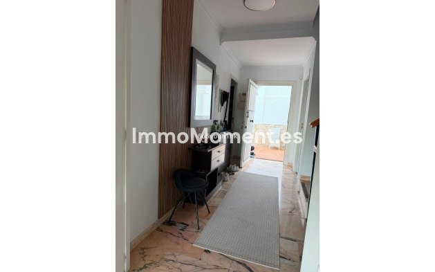 Reventa - Villa independiente - Fuengirola - Fuengirola Centro