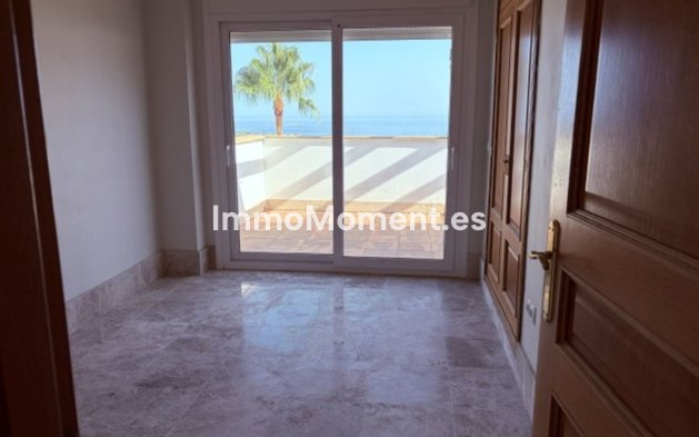 Resale - Apartment - Marbella - Santa Clara