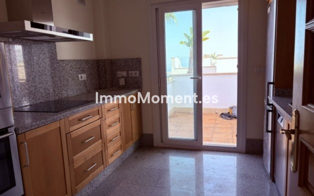 Resale - Apartment - Marbella - Santa Clara