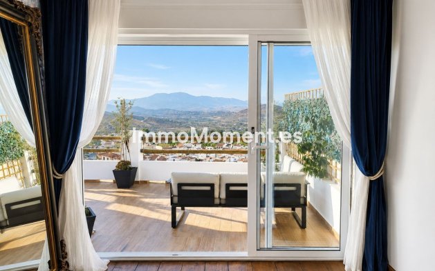 Bestaande woning - Rijtjeshuis - Binnenland  - Alhaurín el Grande Centro
