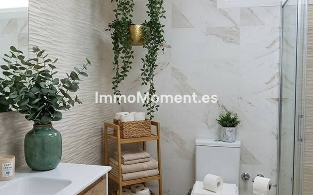 Wiederverkauf - Freistehende Villa - Torrevieja - Torrevieja Centro