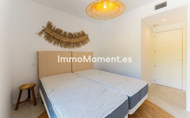 Reventa - Apartamento - Benahavís - Los Arqueros