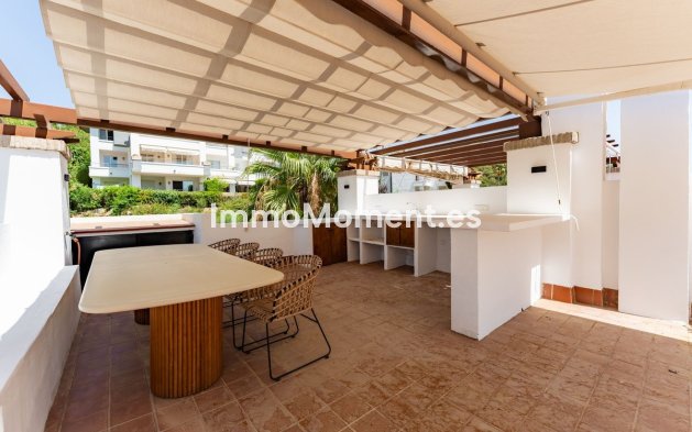 Reventa - Apartamento - Benahavís - Los Arqueros