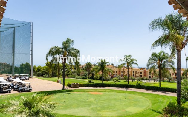 Reventa - Apartamento - Benahavís - Los Arqueros