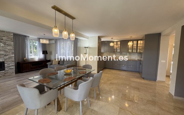 Resale - Detached villa - Marbella - Elviria