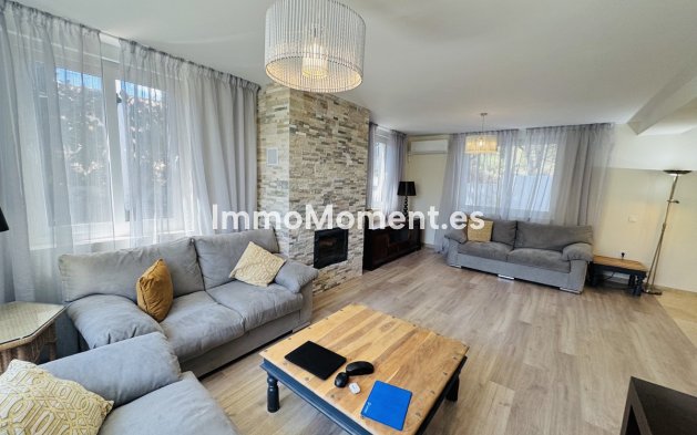 Resale - Detached villa - Marbella - Elviria