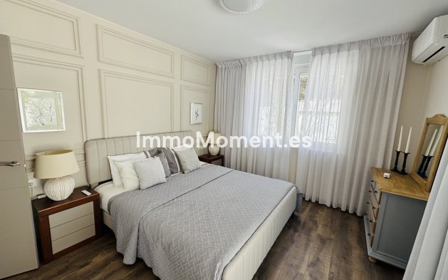 Resale - Detached villa - Marbella - Elviria