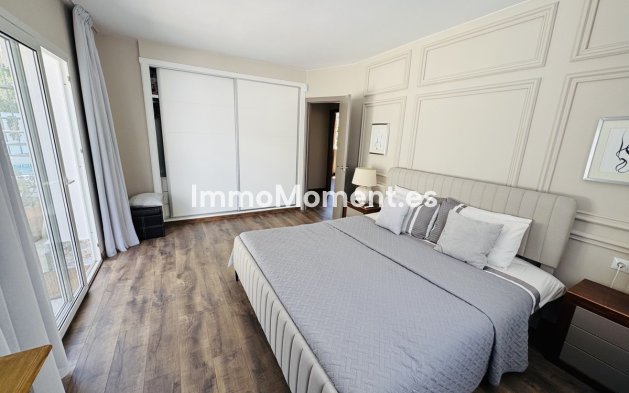 Resale - Detached villa - Marbella - Elviria