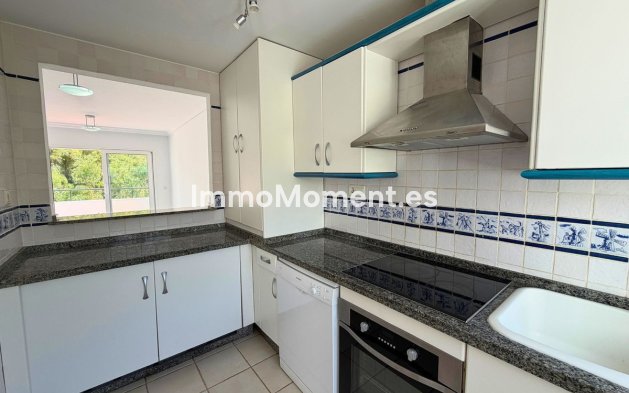 Wiederverkauf - Wohnung - Marbella - Nueva Andalucía