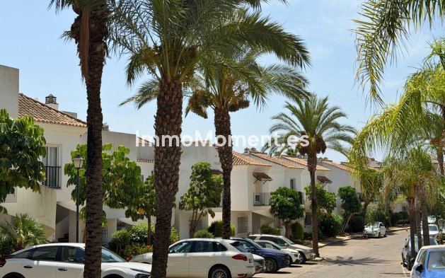 Wiederverkauf - Wohnung - Marbella - Nueva Andalucía