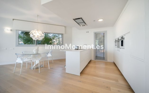 Wiederverkauf - Wohnung - Fuengirola - Fuengirola Centro