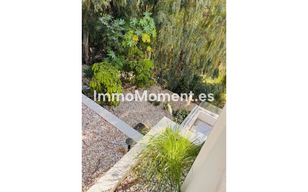 Wiederverkauf - Freistehende Villa - Marbella - Nueva Andalucía