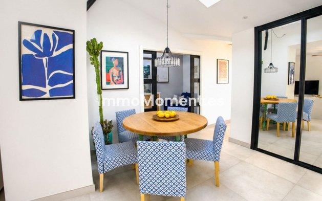 Revente - Appartement - Estepona  - Estepona Centro