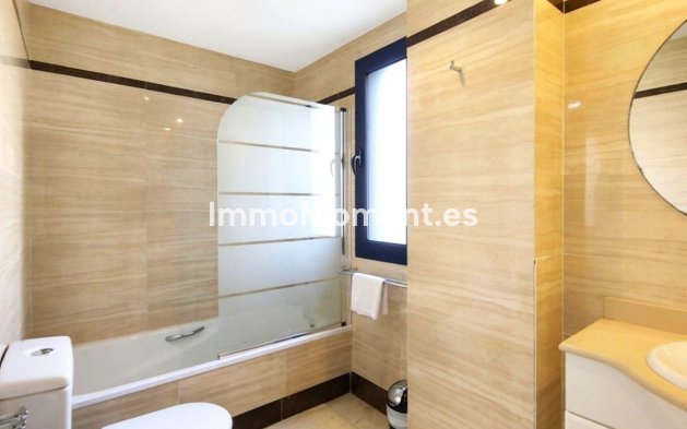 Reventa - Apartamento - Estepona  - Estepona Centro
