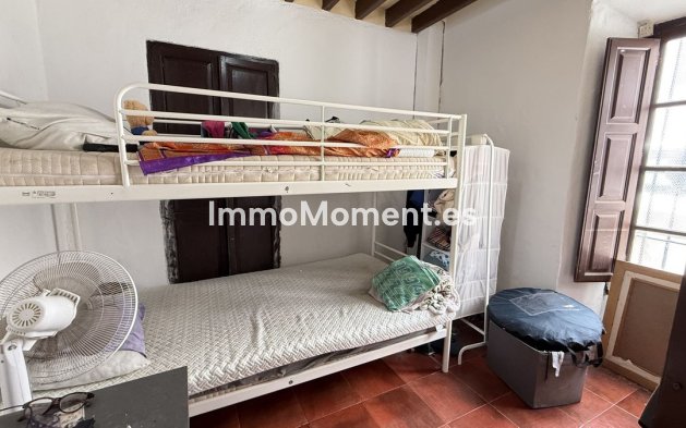 Resale - Townhouse - Inland  - Monda