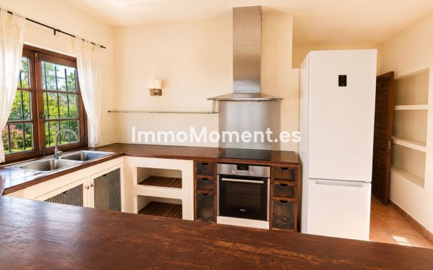 Revente - Maison de campagne - Estepona  - Estepona Centro