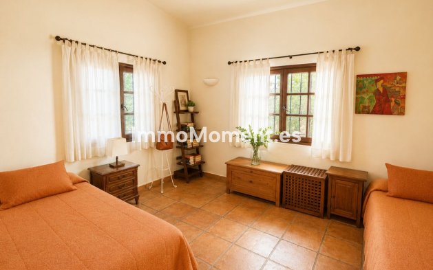 Revente - Maison de campagne - Estepona  - Estepona Centro