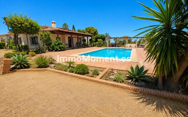 Revente - Maison de campagne - Estepona  - Estepona Centro