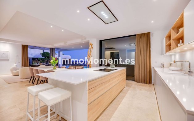 Reventa - Villa independiente - Estepona  - Cancelada