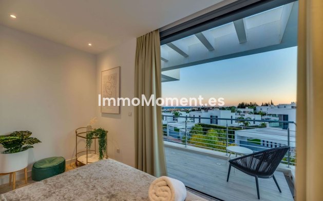 Reventa - Villa independiente - Estepona  - Cancelada