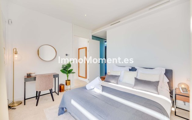 Reventa - Villa independiente - Estepona  - Cancelada