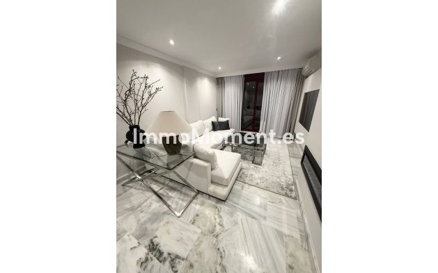 Bestaande woning - Appartement - Estepona  - Selwo