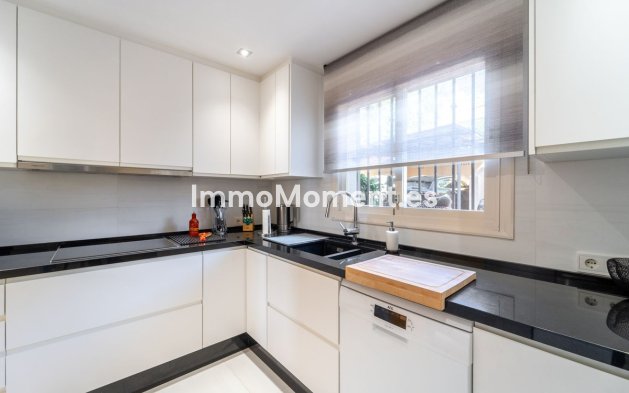 Reventa - Apartamento - Marbella - La Mairena