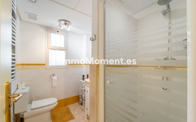 Reventa - Apartamento - Marbella - La Mairena