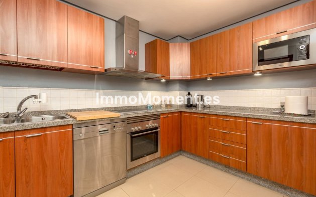 Wiederverkauf - Wohnung - Marbella - La Mairena