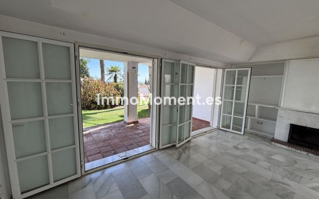 Revente - Maison mitoyenne - Estepona  - Estepona Centro
