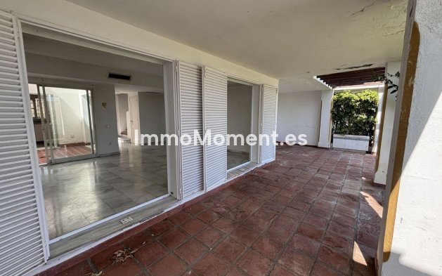 Revente - Maison mitoyenne - Estepona  - Estepona Centro