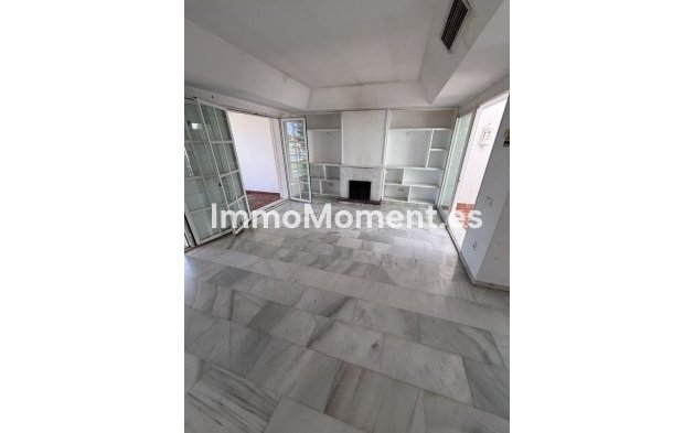 Revente - Maison mitoyenne - Estepona  - Estepona Centro