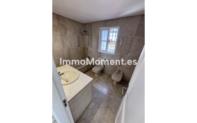 Revente - Maison mitoyenne - Estepona  - Estepona Centro
