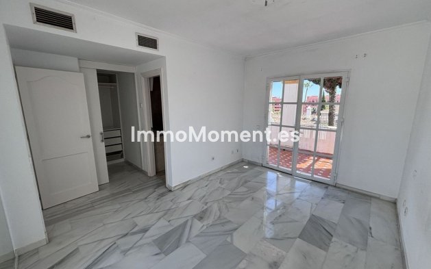 Revente - Maison mitoyenne - Estepona  - Estepona Centro