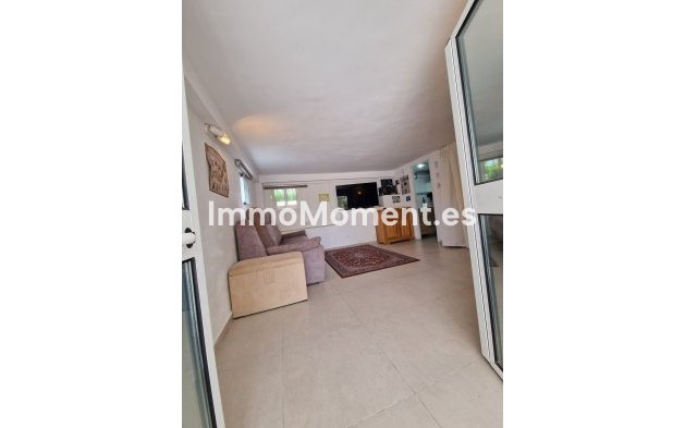 Resale - Townhouse - Estepona - Estepona Centro
