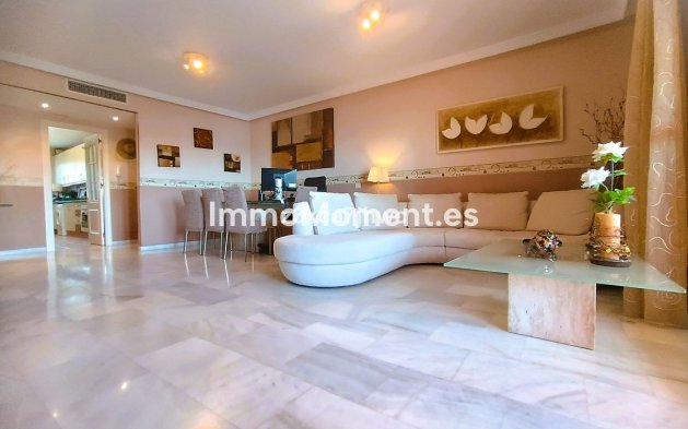 Wiederverkauf - Wohnung - Estepona  - Estepona Centro