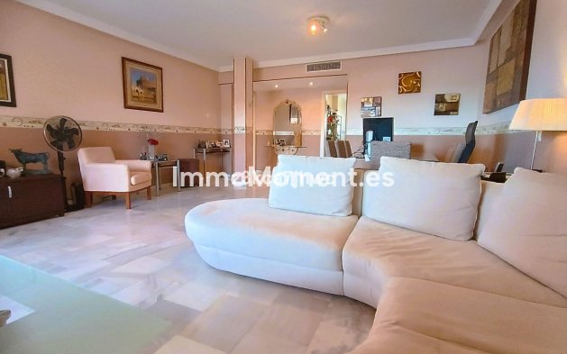 Wiederverkauf - Wohnung - Estepona  - Estepona Centro