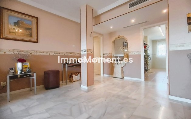 Wiederverkauf - Wohnung - Estepona  - Estepona Centro