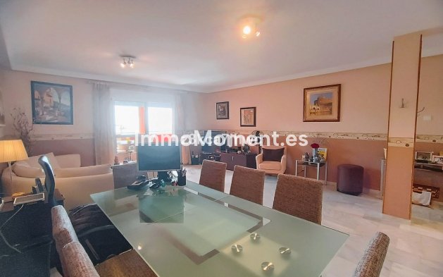 Wiederverkauf - Wohnung - Estepona  - Estepona Centro