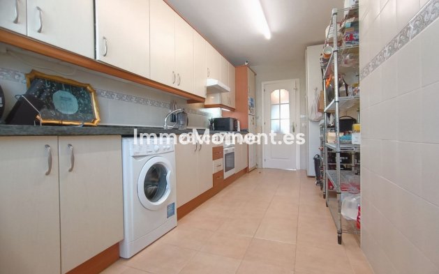 Wiederverkauf - Wohnung - Estepona  - Estepona Centro