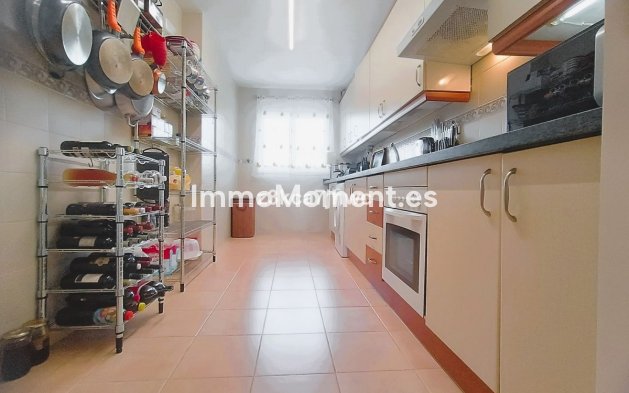 Wiederverkauf - Wohnung - Estepona  - Estepona Centro