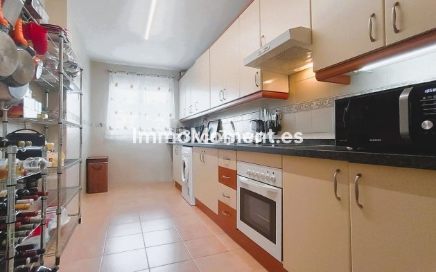 Wiederverkauf - Wohnung - Estepona  - Estepona Centro