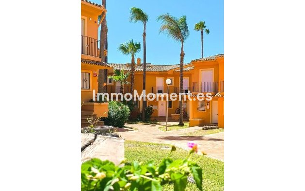 Wiederverkauf - Wohnung - Estepona  - Estepona Centro