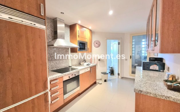 Wiederverkauf - Wohnung - Marbella - Nueva Andalucía