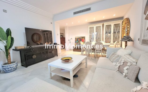 Wiederverkauf - Wohnung - Marbella - Nueva Andalucía