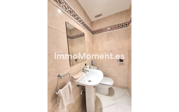 Wiederverkauf - Wohnung - Marbella - Nueva Andalucía