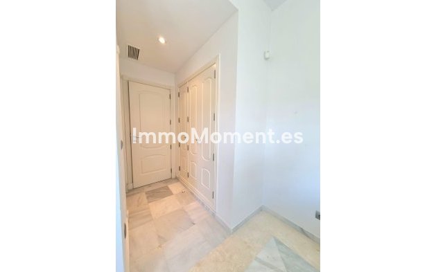 Wiederverkauf - Wohnung - Marbella - Nueva Andalucía