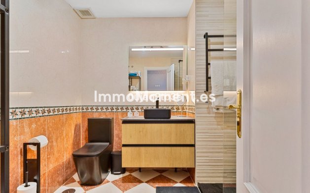 Wiederverkauf - Wohnung - Marbella - Nueva Andalucía