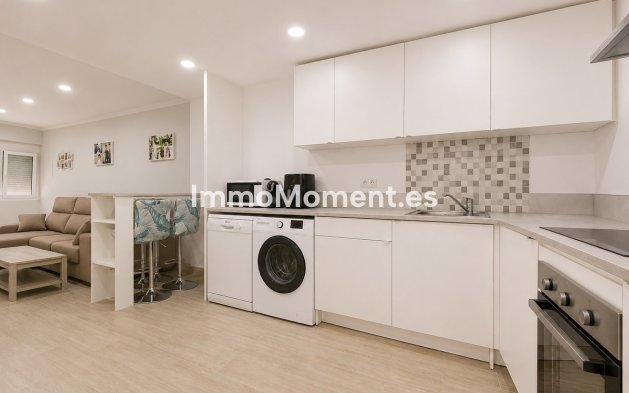 Revente - Maison mitoyenne - Estepona  - Estepona Centro